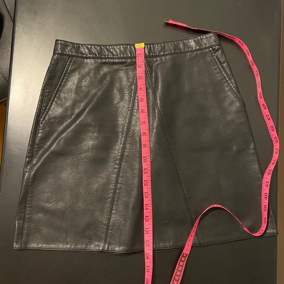 ZARA Basic Collection Faux Leather Miniskirt size Medium - Picture 8 of 8